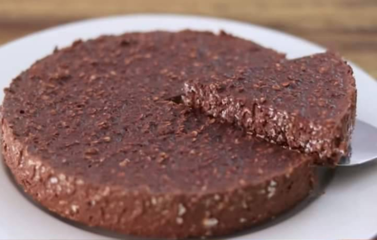 Owsianka z ciemną czekoladą i kokosem