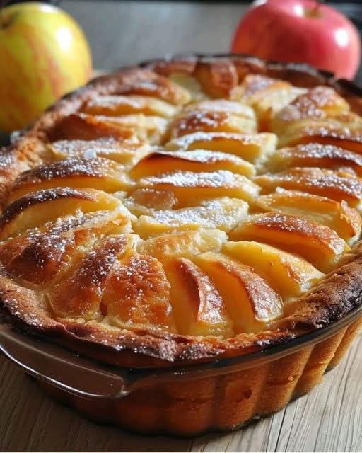 Pyszny i prosty przepis na wyjątkowo puszystą szarlotkę