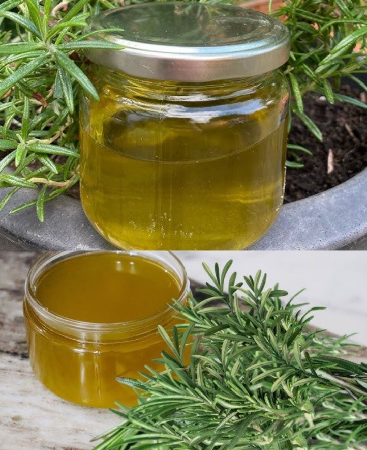 Jak zrobić odżywkę rozmarynową, która przyciemni włosy i zapobiegnie ich wypadaniu