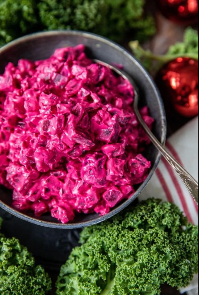 Sałatka z buraków na domowej burakach