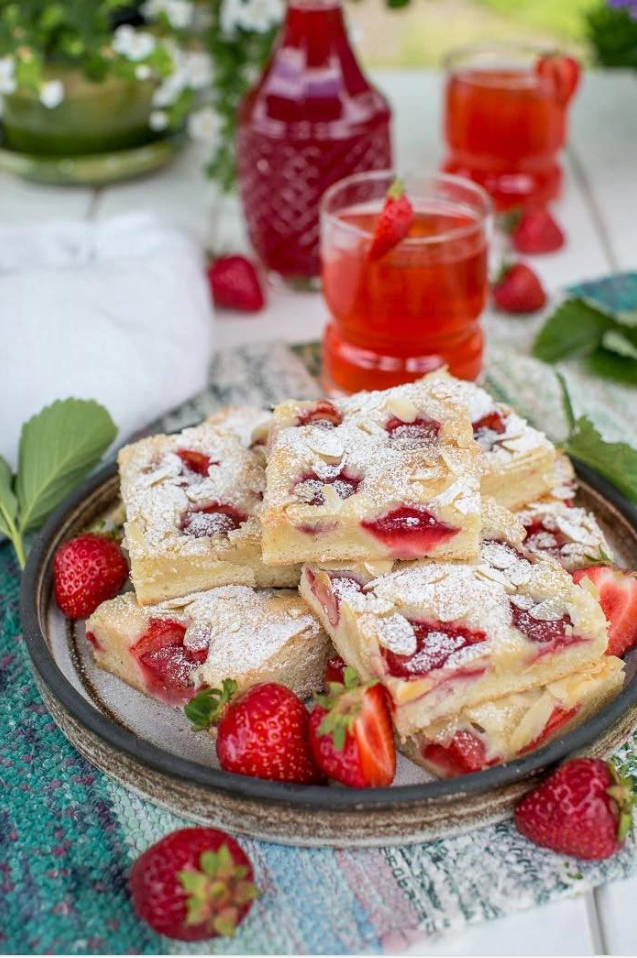 Truskawkowe kwadraty