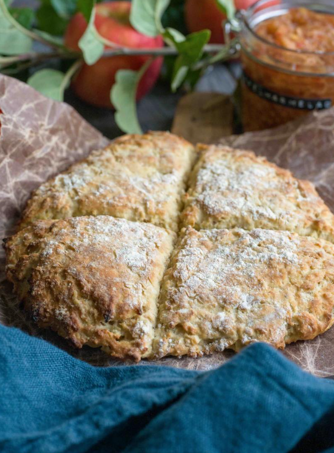 Przepis na bułeczkę jabłkową