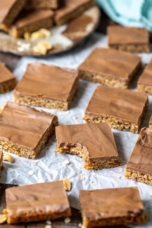 Owsiane kwadraty z masłem orzechowym