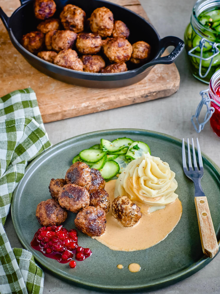 Klopsiki z puree i wszystkimi dodatkami!