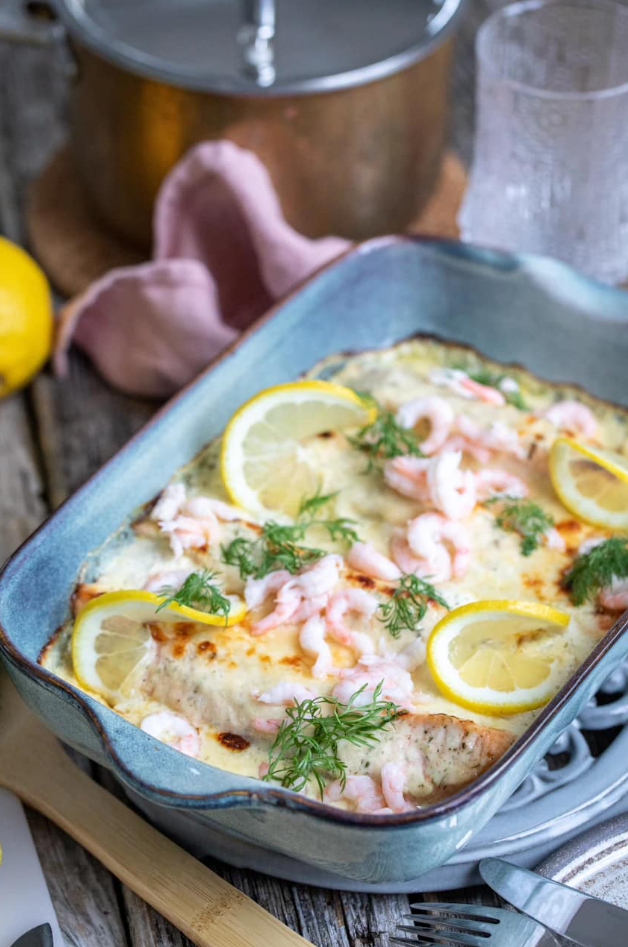 Menu Wyszukaj blog Dom O Fredriku Kategorie Archiwum Moje książki Kontakt Fika Fredrika Zapiekanka z łososiem – prosta ryba w piekarniku