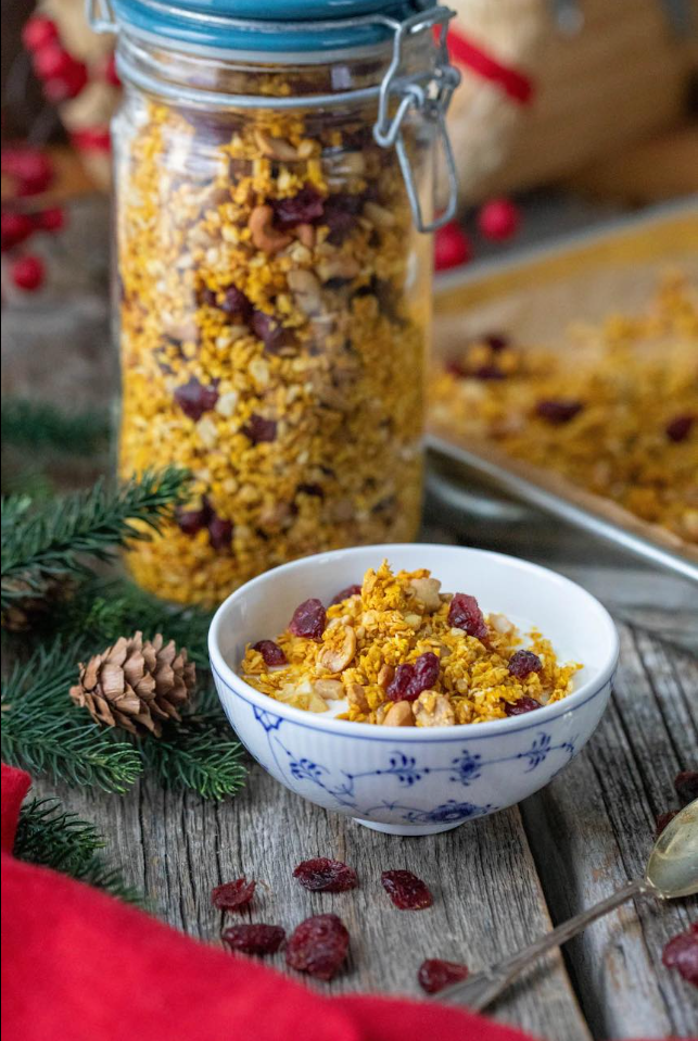 Świąteczna granola – świąteczny smak na śniadanie!