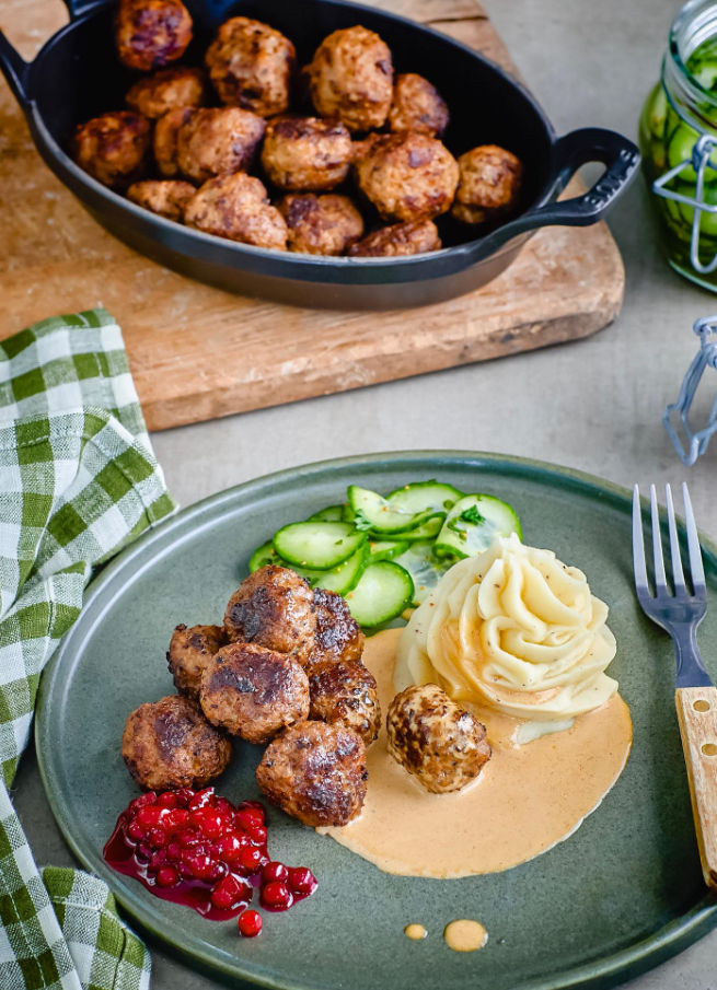 Klopsiki z puree i wszystkimi dodatkami!