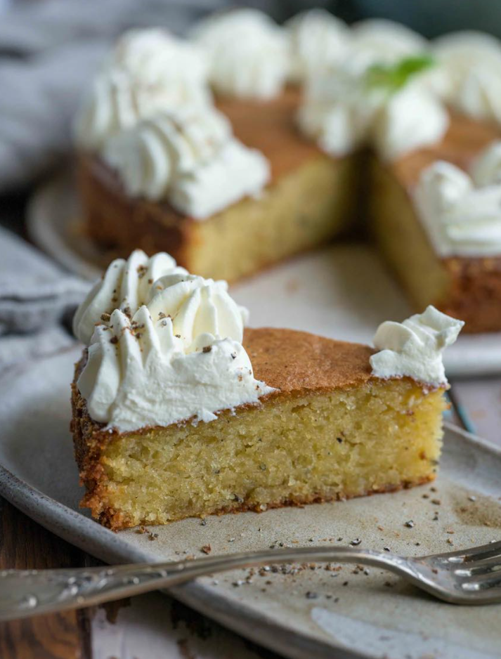 Ciasto migdałowe z kardamonem