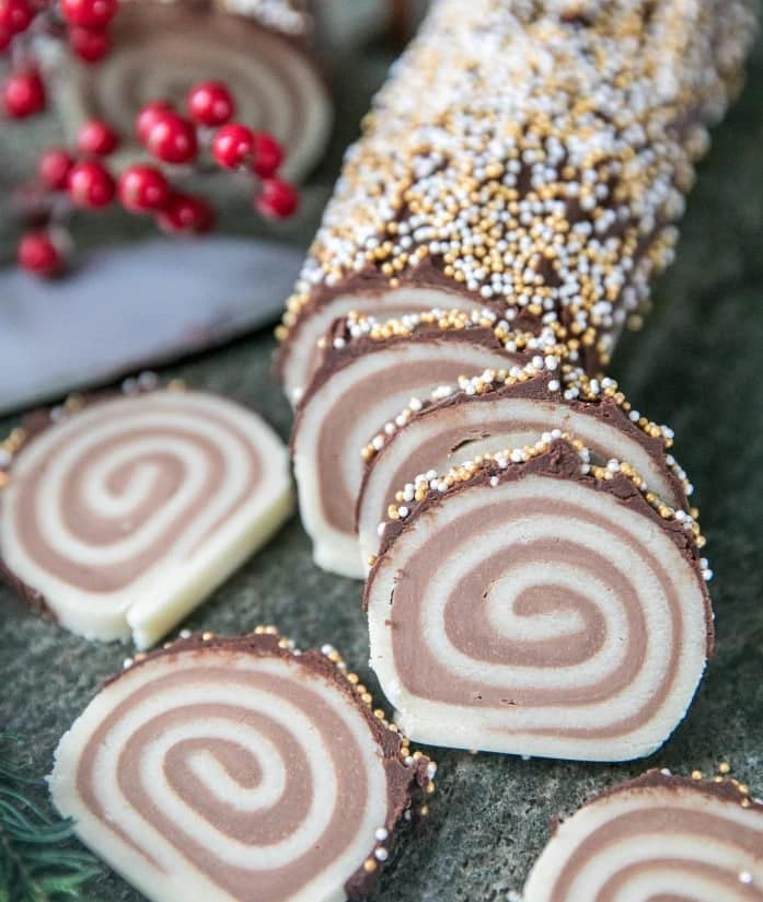 Kule Mozarta jako ciasto w bułkach