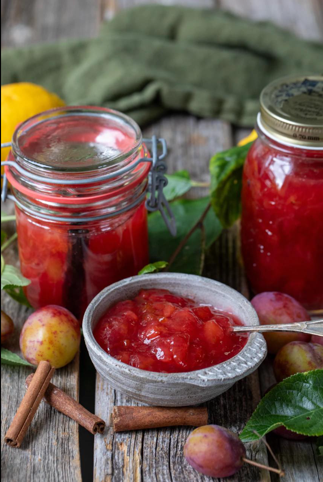 Dżem śliwkowy z cynamonem