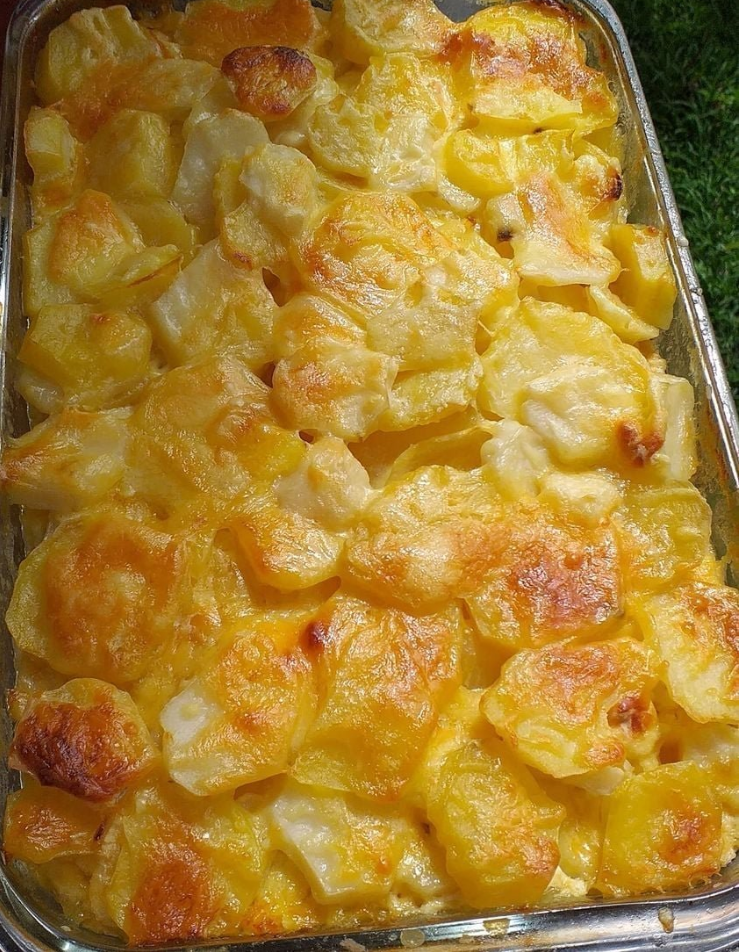 Najlepszy przepis na zapiekane ziemniaki scalloped – klasyka na każde święta