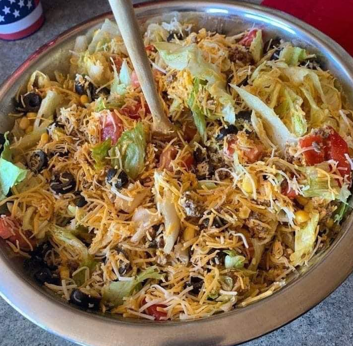 Sałatka Dorito Taco – kultowy, chrupiący hit na każdą imprezę