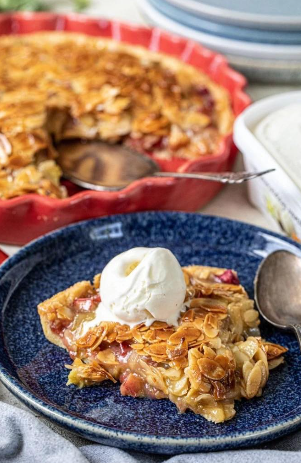 Ciasto rabarbarowe z toską